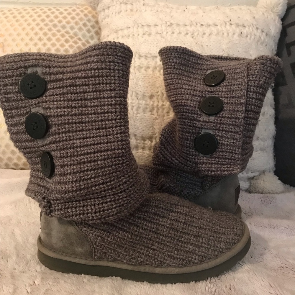 Classic Cardy UGGs